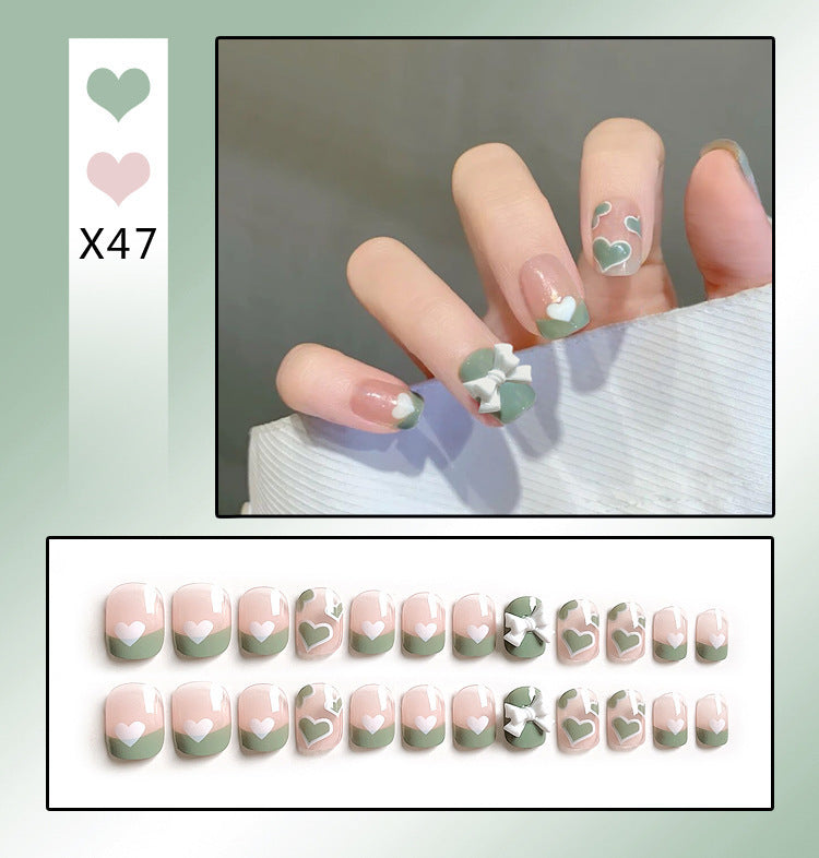 Press on Nails (24 pcs)with beautiful designs easy to apply