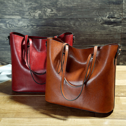 Elegant and stylish Shoulder Bags for Women's with High Capacity.
